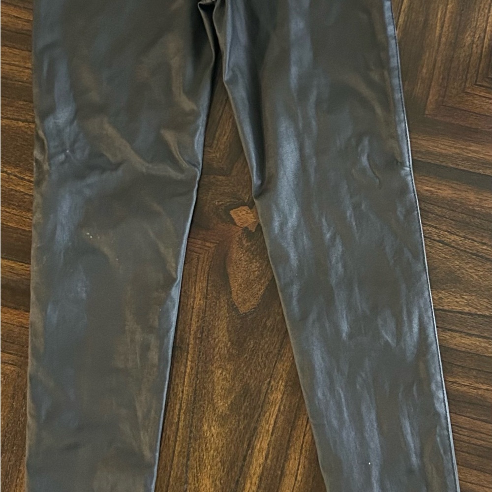 Sleek Black Skinny Pants